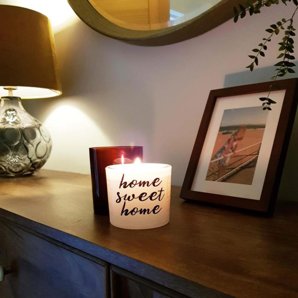 Bomb Cosmetics Home Sweet Home Wrapped Jar Candle Extra Image 2
